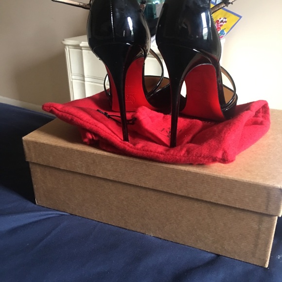 Christian Louboutin Cross Blake 39 fits us 8.5 - Picture 6 of 8